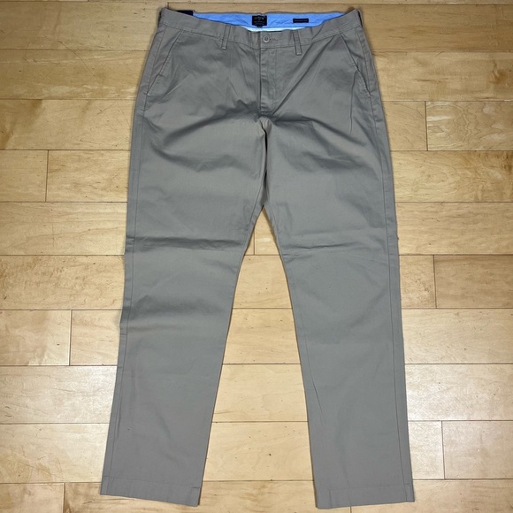 J. Crew Other - J.CREW Men's -Sutton Summer-weight Chino Khakis SIZE 36x32